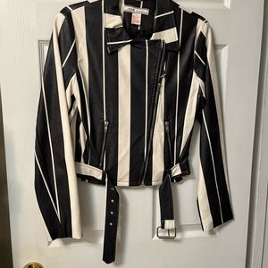 Ladies crop jacket.  Biker look. Size medium. Brand A Calvin/flying tomatoes
